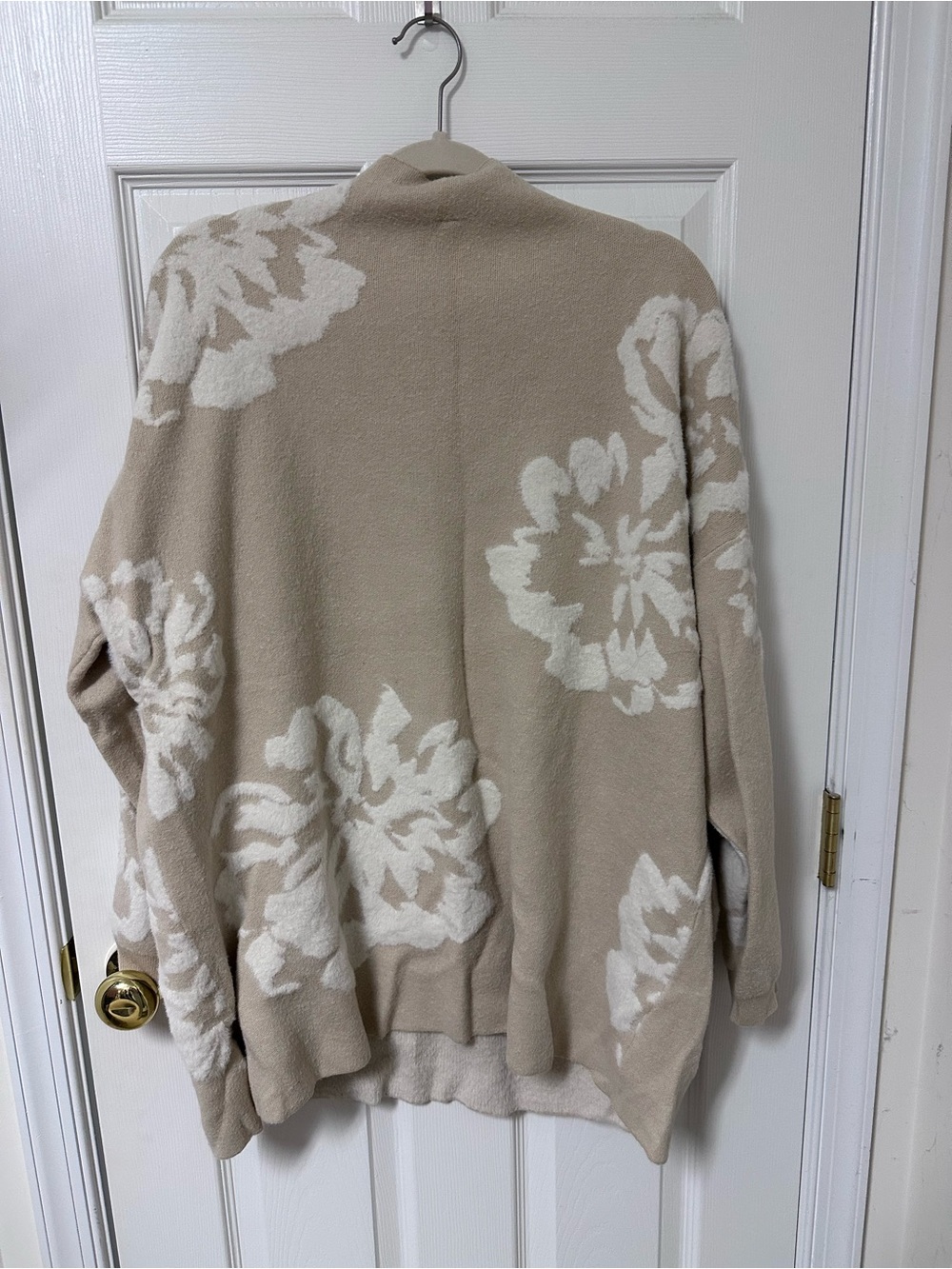 Anthropologie Beige and Cream Floral Crewneck Sweater - Picture 2 of 3